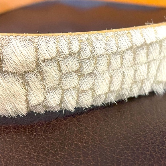 Woman’s belts - Picture 4 of 8